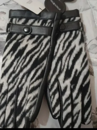 Guanti donna Piazza Italia zebrati neri e bianchi