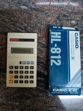 Calculadora Casio HL-812 Vintage