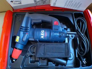 Taladro Percutor AEG ERGOMAX 750W