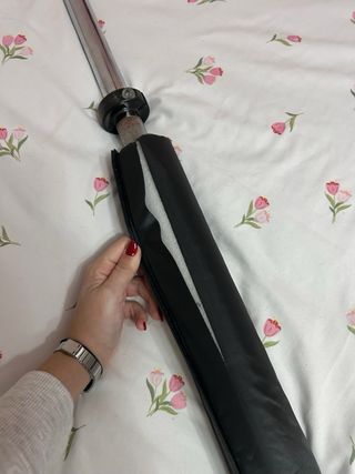 Barra de gimnasio con agarre acolchado