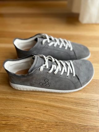 Zapatillas Vivobarefoot Geo Court II Nubuck Gris