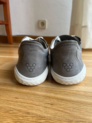 Zapatillas Vivobarefoot Geo Court II Nubuck Gris