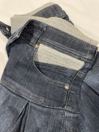 Falda vaquera con cintura elástica T.36