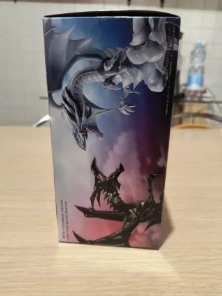 Figure Drago Bianco Occhi Blu Yu-Gi-Oh!