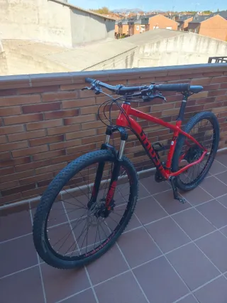 Bicicleta Montaña Ghost Kato Roja