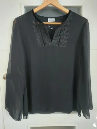 Talla L - Blusa gasa y terciopelo negro Síntesis