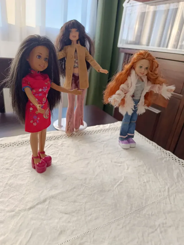 Muñecas tipo Nancy (3 unidades)