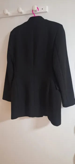 Chaqueta Zara Negra Botones Dorados