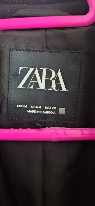 Chaqueta Zara Negra Botones Dorados