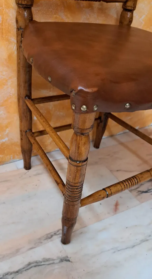 Vecchia sedia della nonna