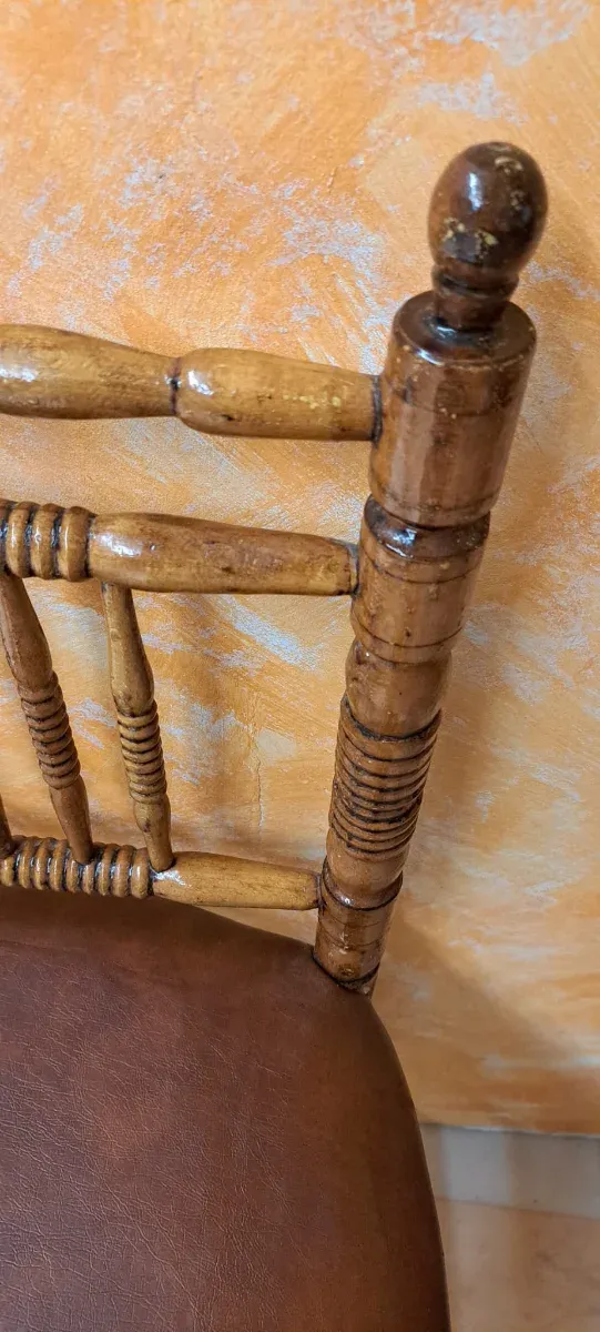 Vecchia sedia della nonna