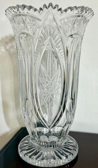 Vaso antico in cristallo