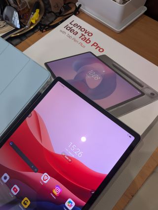 Lenovo Idea Tab Pro 8GB/256GB + Pen Plus + Capa
