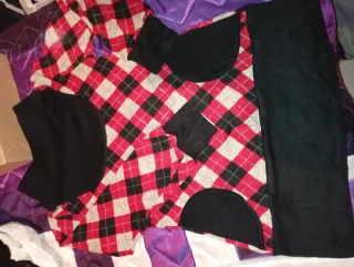 SOLO ENVÍOS. Lote vestido y jerséis