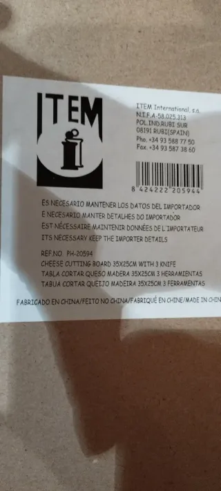 Set di tagliere e coltelli per formaggio