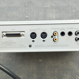 Roland VS-880 Digital Audio Workstation