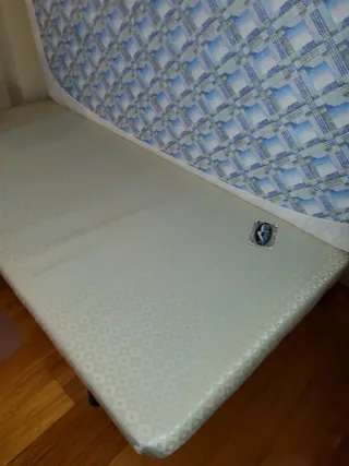 Cama 90cm: Somier, Colchón, Almohada y Colcha