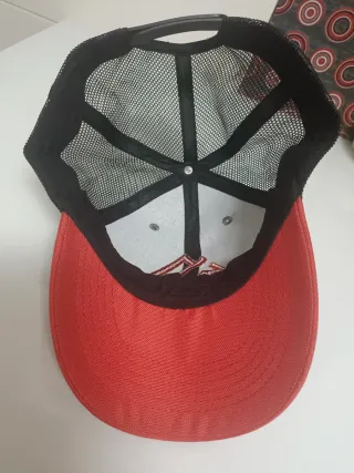 Gorra Chiruca Gris y Roja.
