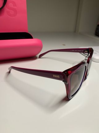 Gafas de sol Tous moradas
