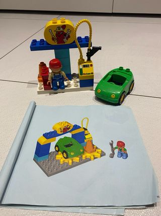 Lego Duplo Stazione di Servizio e Auto