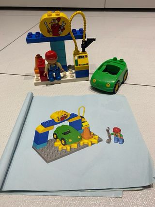 Lego Duplo Stazione di Servizio e Auto
