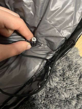 Abrigo Moncler negro