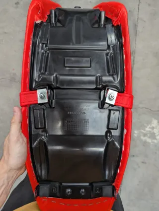 Asiento Honda CRF 300 rebajado