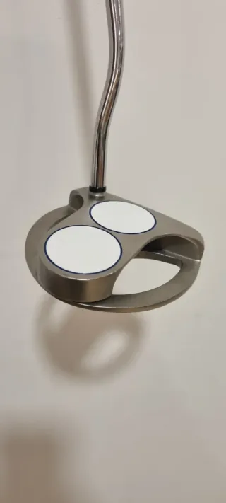 Putter 2 Bolas Odyssey Mujer Divine. Palos de Golf