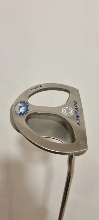 Putter 2 Bolas Odyssey Mujer Divine. Palos de Golf