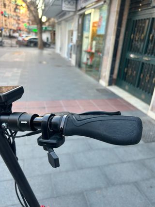 Patinete Eléctrico con Amortiguador Rojo