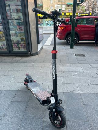 Patinete Eléctrico con Amortiguador Rojo