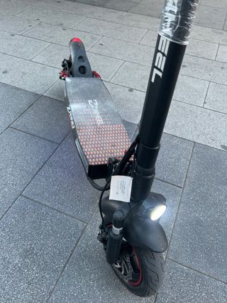 Patinete Eléctrico con Amortiguador Rojo