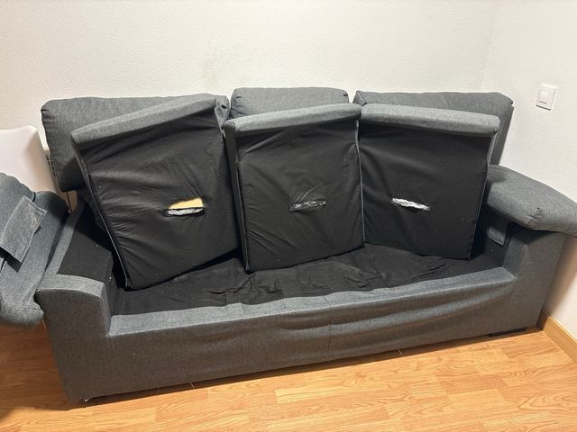 Sofá 3 plazas gris tela.