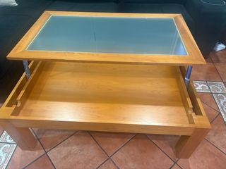 Tavolo da centro in legno e vetro