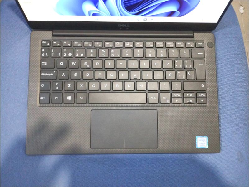 DELL XPS 13 9370 afbeelding 2