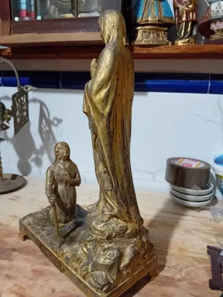 Antigua figura bronce Virgen y niño