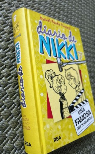 Diario de Nikki 7 - Una famosa con poco estilo:...
