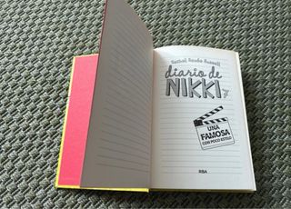 Diario de Nikki 7 - Una famosa con poco estilo:...