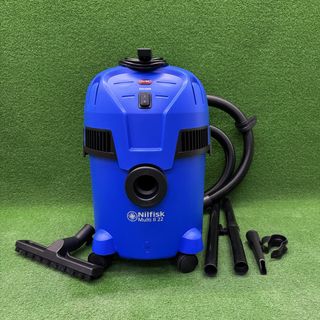Aspirador Nilfisk Multi II 22L Seco/Húmedo