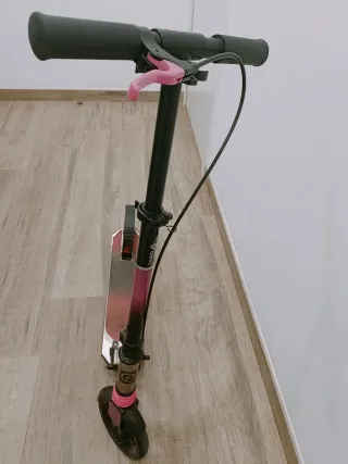 Patinete Oxelo MID 9 en rosa y negro