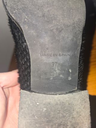 Bailarinas/Mocasines negros de piel.