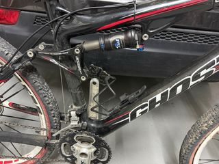 Bicicleta Ghost doble suspensión