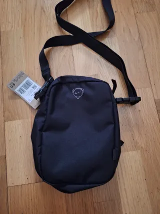 Bolso Nike 90 Negro Blanco