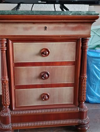 Comodini vintage in legno e marmo