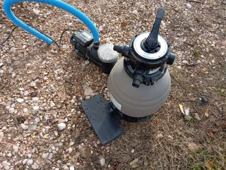 Bomba y depuradora para piscina