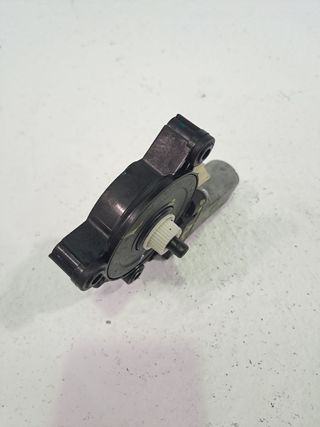 MOTOR ELEVALUNAS DELANTERO IZQUIERDO HYUNDAI I10