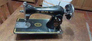 MAQUINA COSER ALFA ANTIGUA