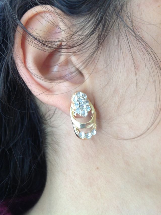 Pendientes con piedras nuevos