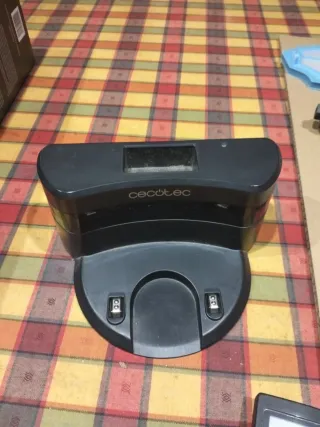 Robot Conga Serie 990. Caja original. Piezas rec.