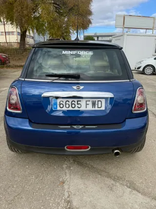 MINI AUTOMÁTICO PEGATINA C